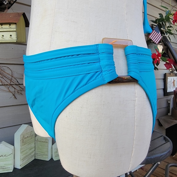 V M ♡ NWOT Absolutely Gorgeous 2pc Cerulean Blue Halter Bikini Swimsuit S - Picture 7 of 17